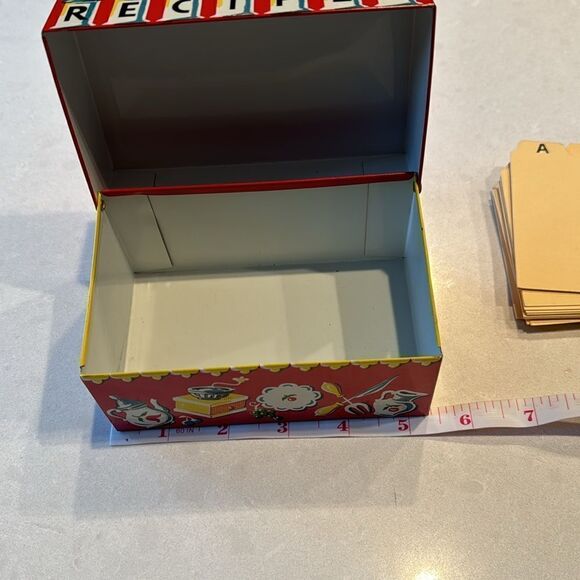 Vintage Red Recipe Box - Picture 8 of 10